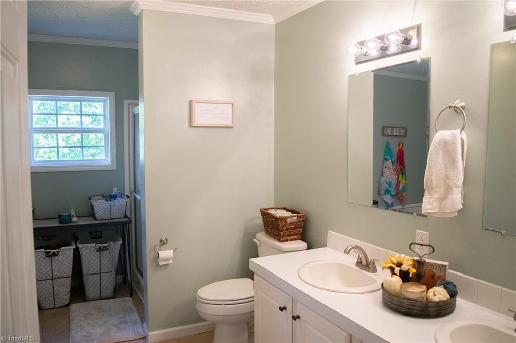 1110 Sandy Cross Road Reidsville, NC 27320 - Photo 14 of 19 Gallery Image 14