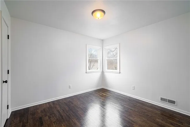 $194,900 | 3310 South 30th Street, St. Joseph, MO 64503