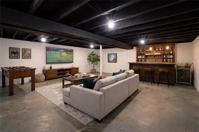 $194,900 | 3310 South 30th Street, St. Joseph, MO 64503