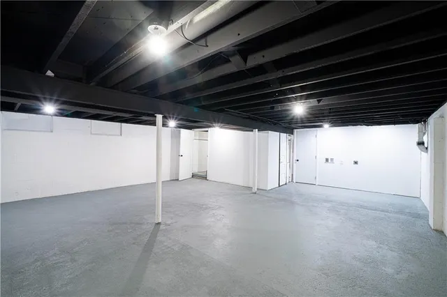 $194,900 | 3310 South 30th Street, St. Joseph, MO 64503