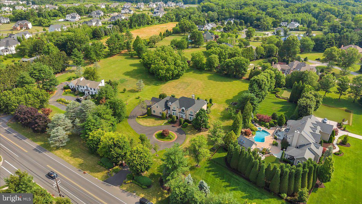 735 Hartford Road Moorestown, NJ 08057 - Photo 9 of 36 Secluded , yet Close to All Amenities
