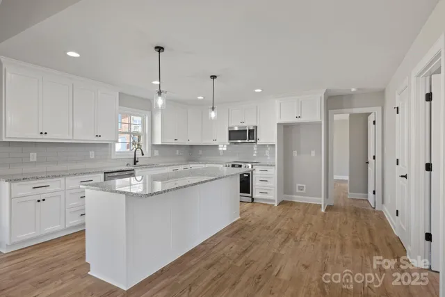 $475,000 | 2583 Wallace Acres Lane, Lincolnton, NC 28092