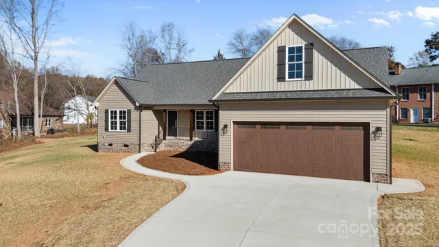 $475,000 | 2583 Wallace Acres Lane, Lincolnton, NC 28092