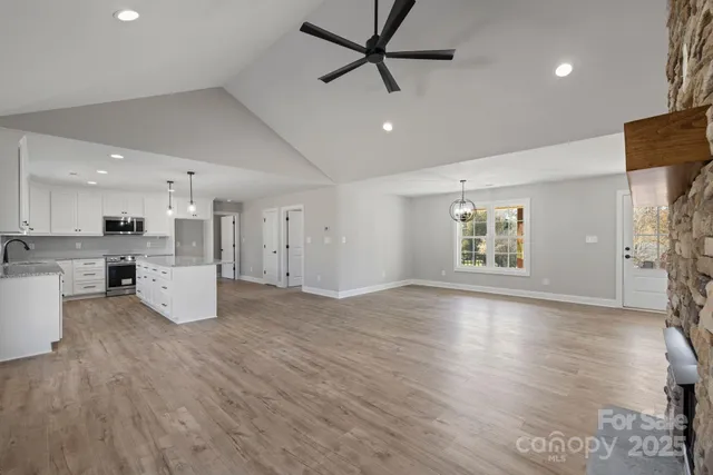 $475,000 | 2583 Wallace Acres Lane, Lincolnton, NC 28092