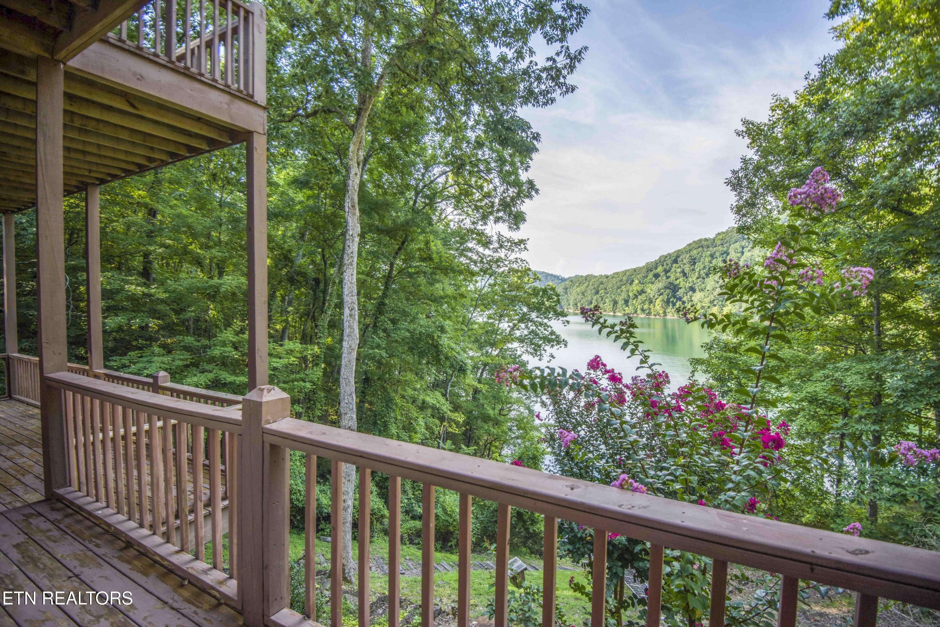 4567 Russell Brothers Road Sharps Chapel, TN 37866 - Photo 11 of 44 lower deck 3_1