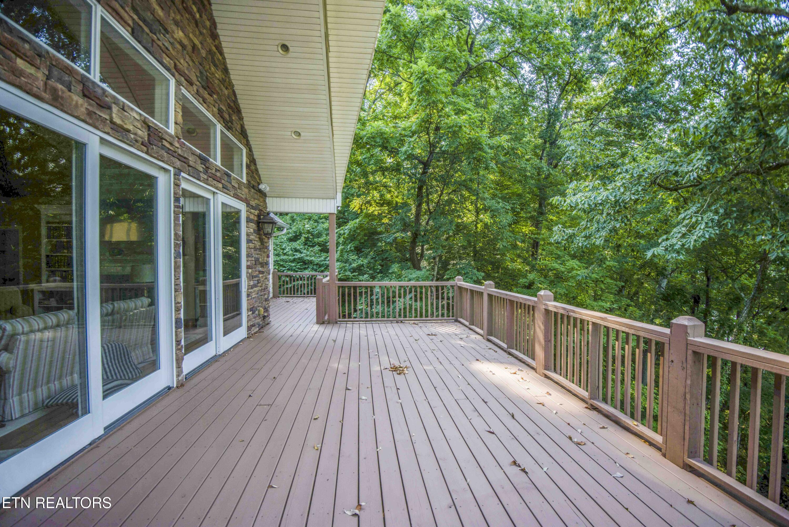 4567 Russell Brothers Road Sharps Chapel, TN 37866 - Photo 16 of 44 upper deck 4_1