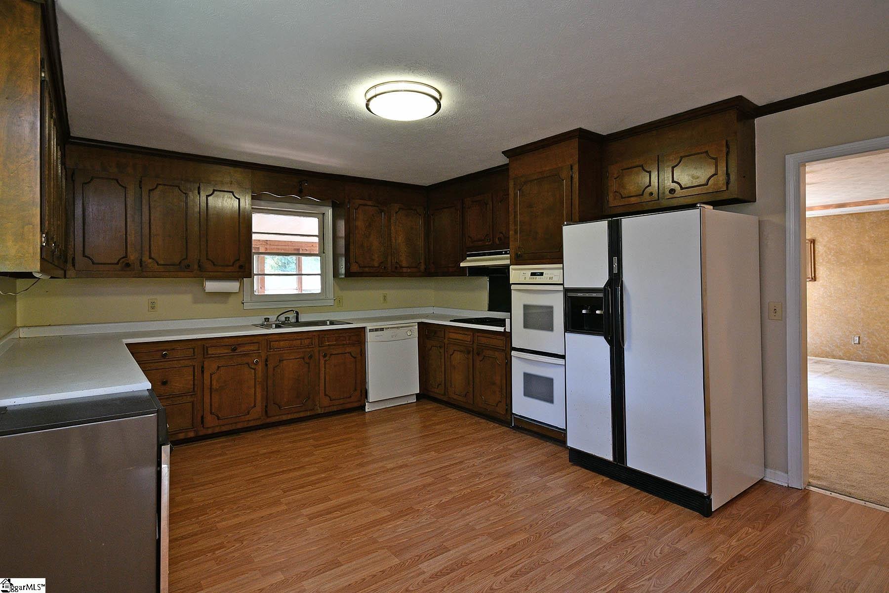 411 Riverside Drive Piedmont, SC 29673 - Photo 11 of 36 Gallery Image 11
