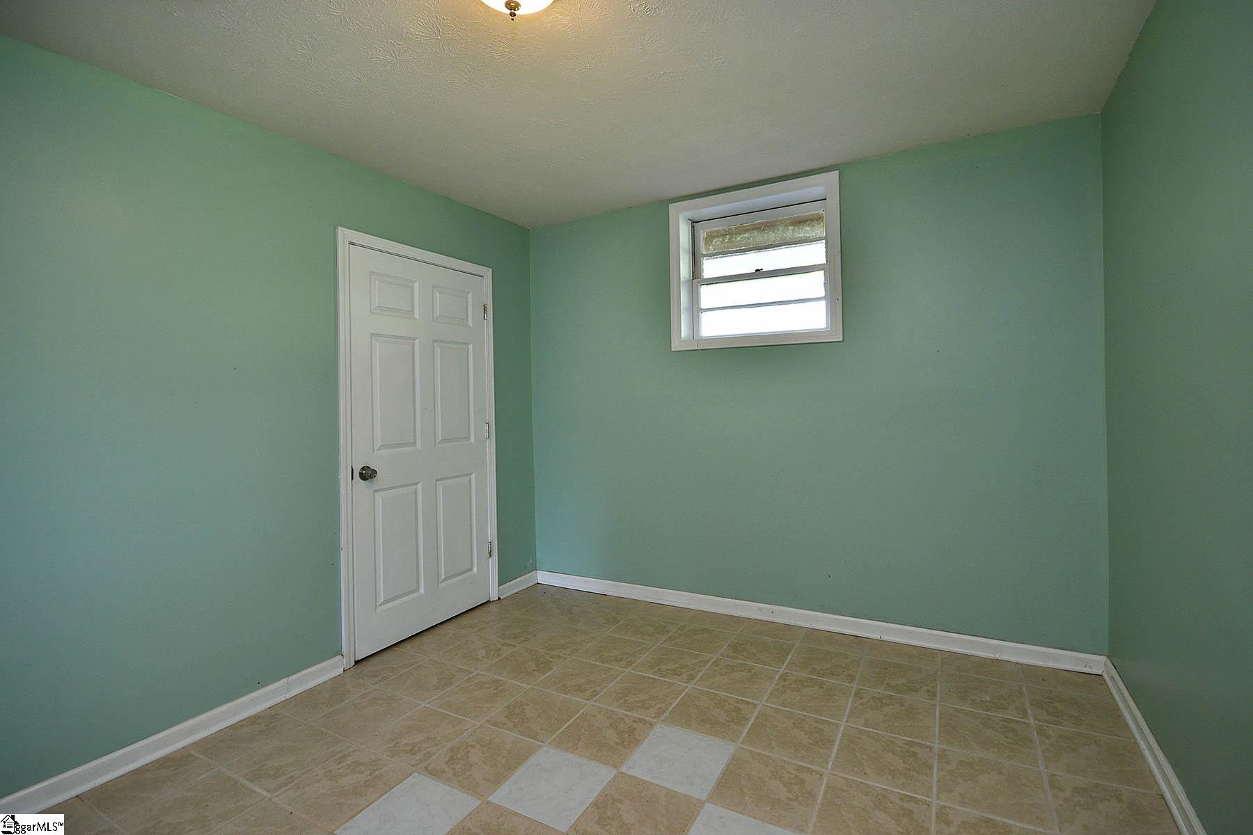 411 Riverside Drive Piedmont, SC 29673 - Photo 33 of 36 Gallery Image 33