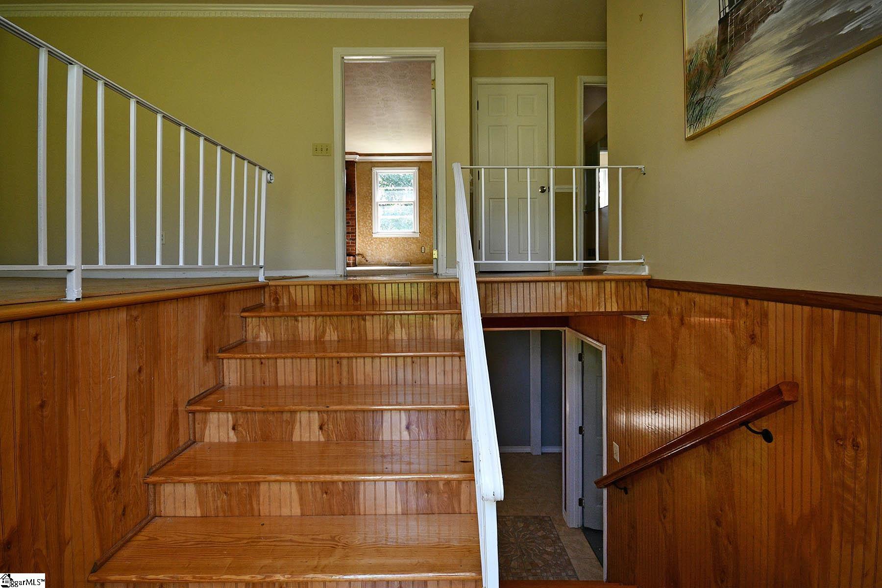 411 Riverside Drive Piedmont, SC 29673 - Photo 7 of 36 Gallery Image 7