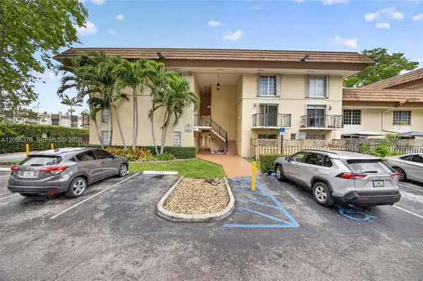 $2,000 | 8550 Southwest 109th Avenue, Unit 5217, Miami, FL 33173