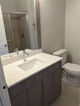 $2,150 | 2361 Northwest 96th Terrace, Unit 18G, Pembroke Pines, FL 33024