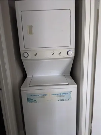 $2,150 | 2361 Northwest 96th Terrace, Unit 18G, Pembroke Pines, FL 33024