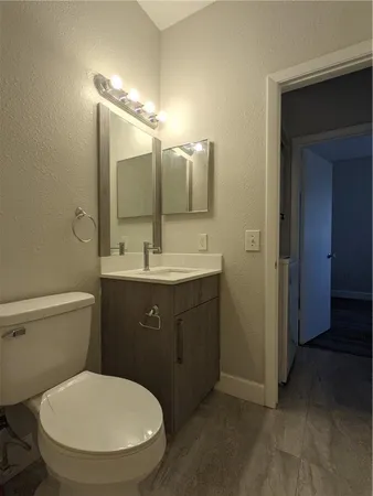 $2,150 | 2361 Northwest 96th Terrace, Unit 18G, Pembroke Pines, FL 33024