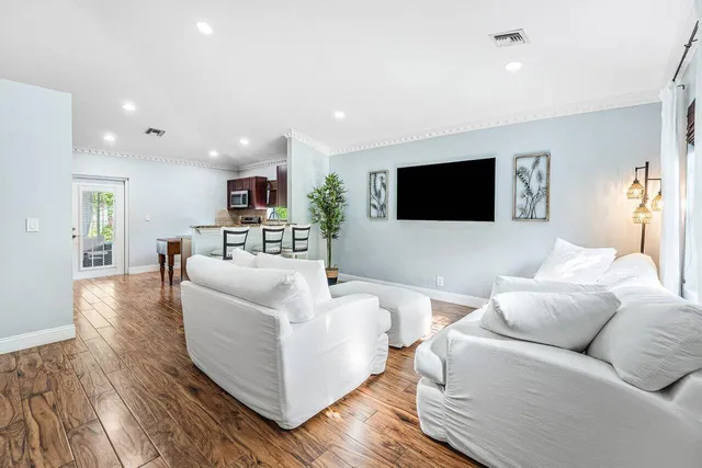 $485,000 | 5418 Club Circle, Haverhill, FL 33415