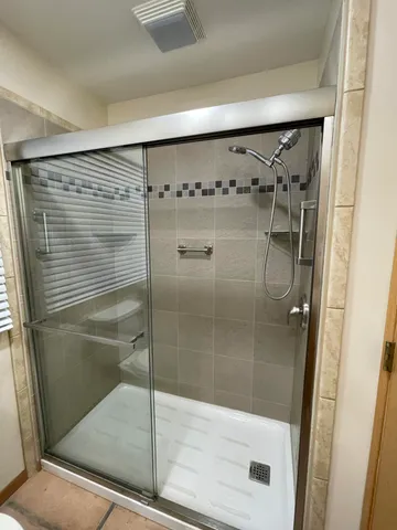 $409,900 | 12102 220th Avenue, Salem Lakes, WI 53104