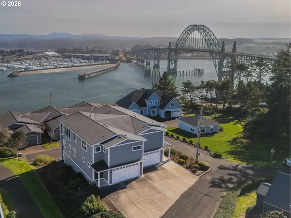 $725,000 | 1133 Southwest 12th Street, Newport, OR 97365