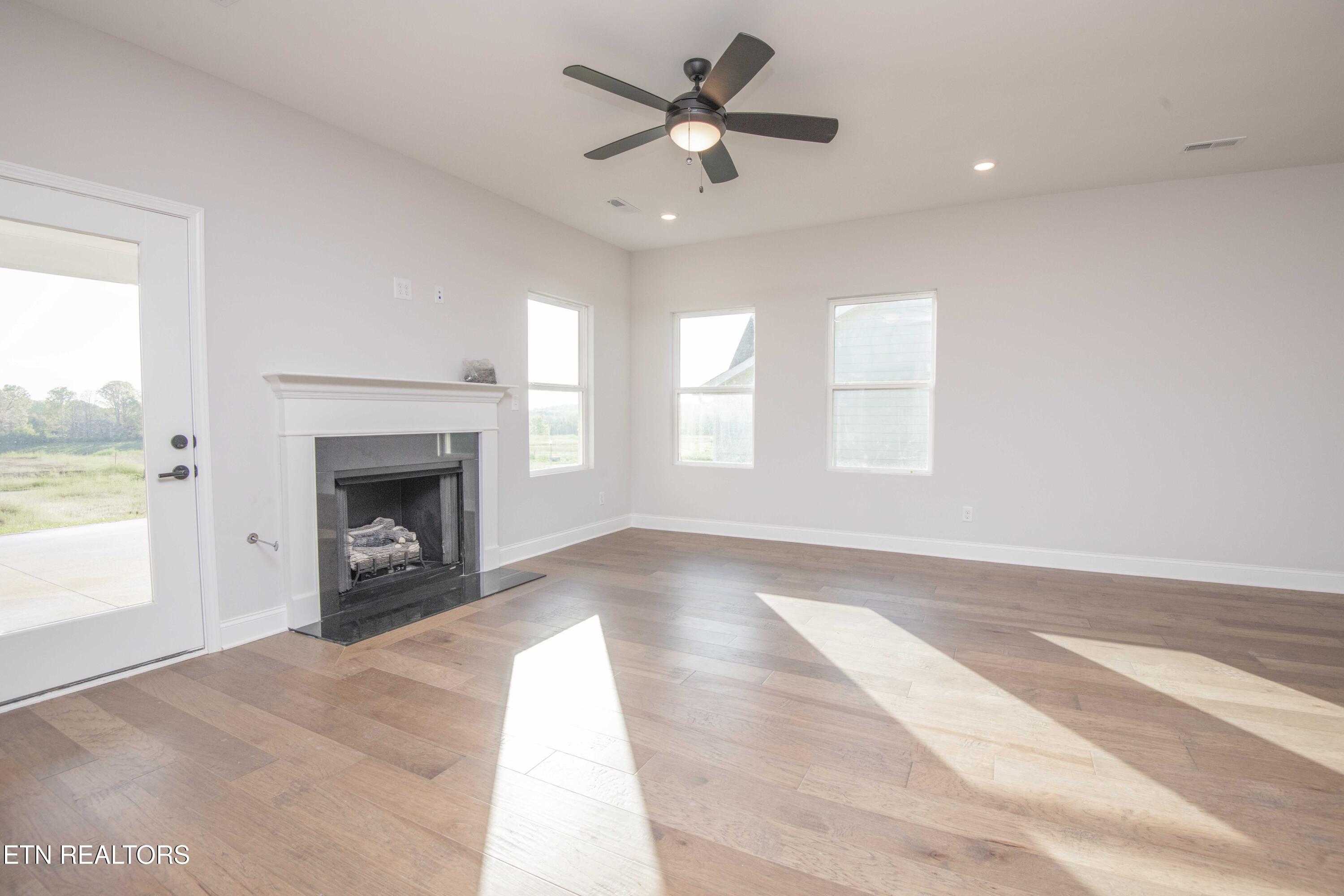 516 Ivey Farms Road Farragut, TN 37934 - Photo 7 of 40 iv87web_23