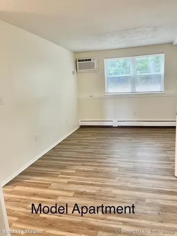 $1,950 | 100 Norton Park Road, Unit 2B2, Plainville, CT 06062