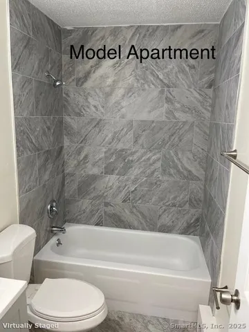 $1,950 | 100 Norton Park Road, Unit 2B2, Plainville, CT 06062