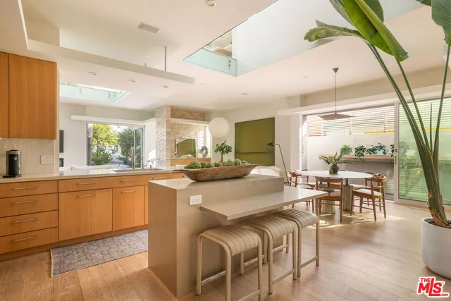 $3,499,000 | 2413 Wilson Avenue, Venice, CA 90291