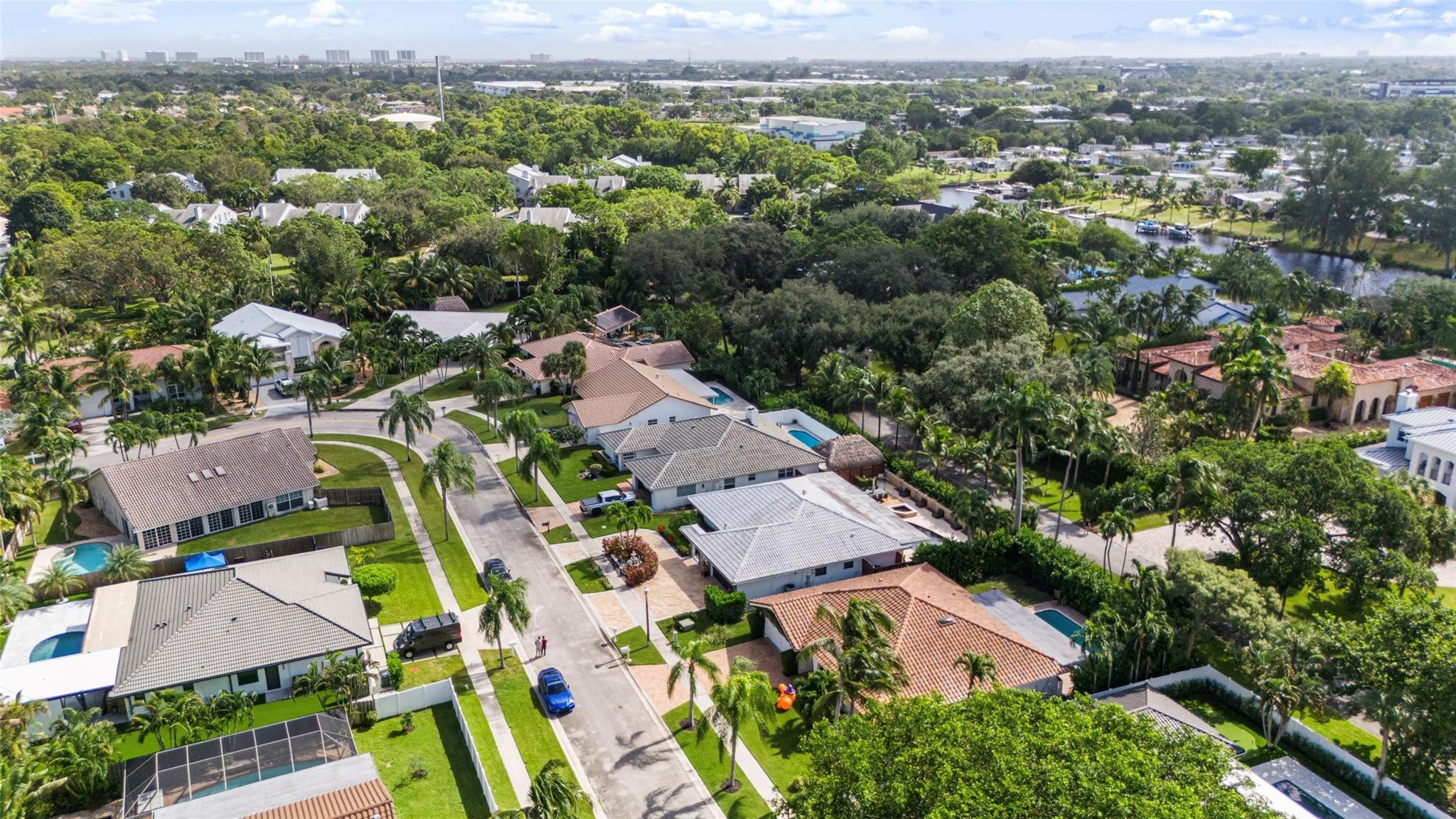 5223 Deerhurst Crescent Circle Boca Raton, FL 33486 - Photo 6 of 51 an aerial view of residential houses with outdoor space