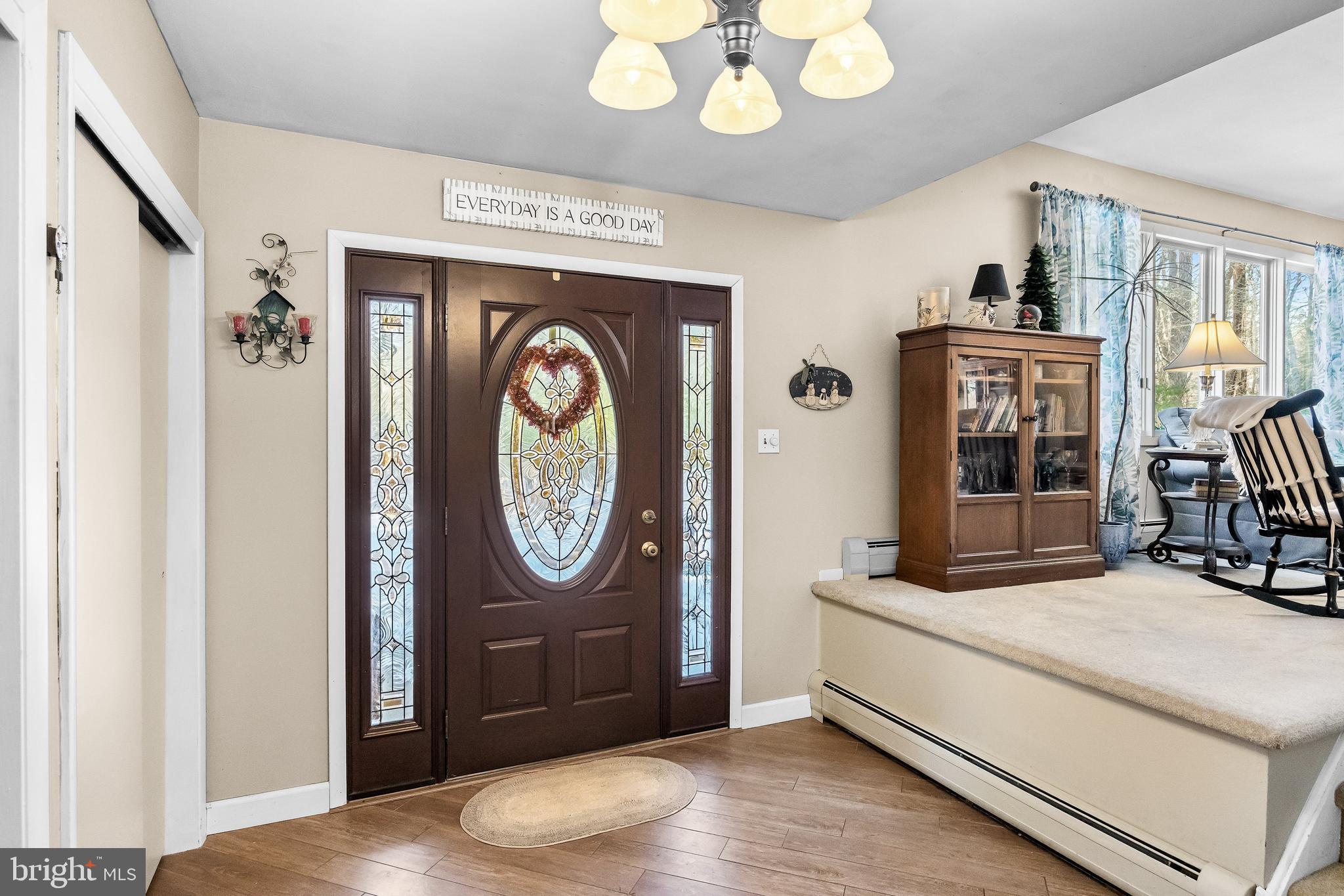 405 New Road Southampton, NJ 08088 - Photo 2 of 39