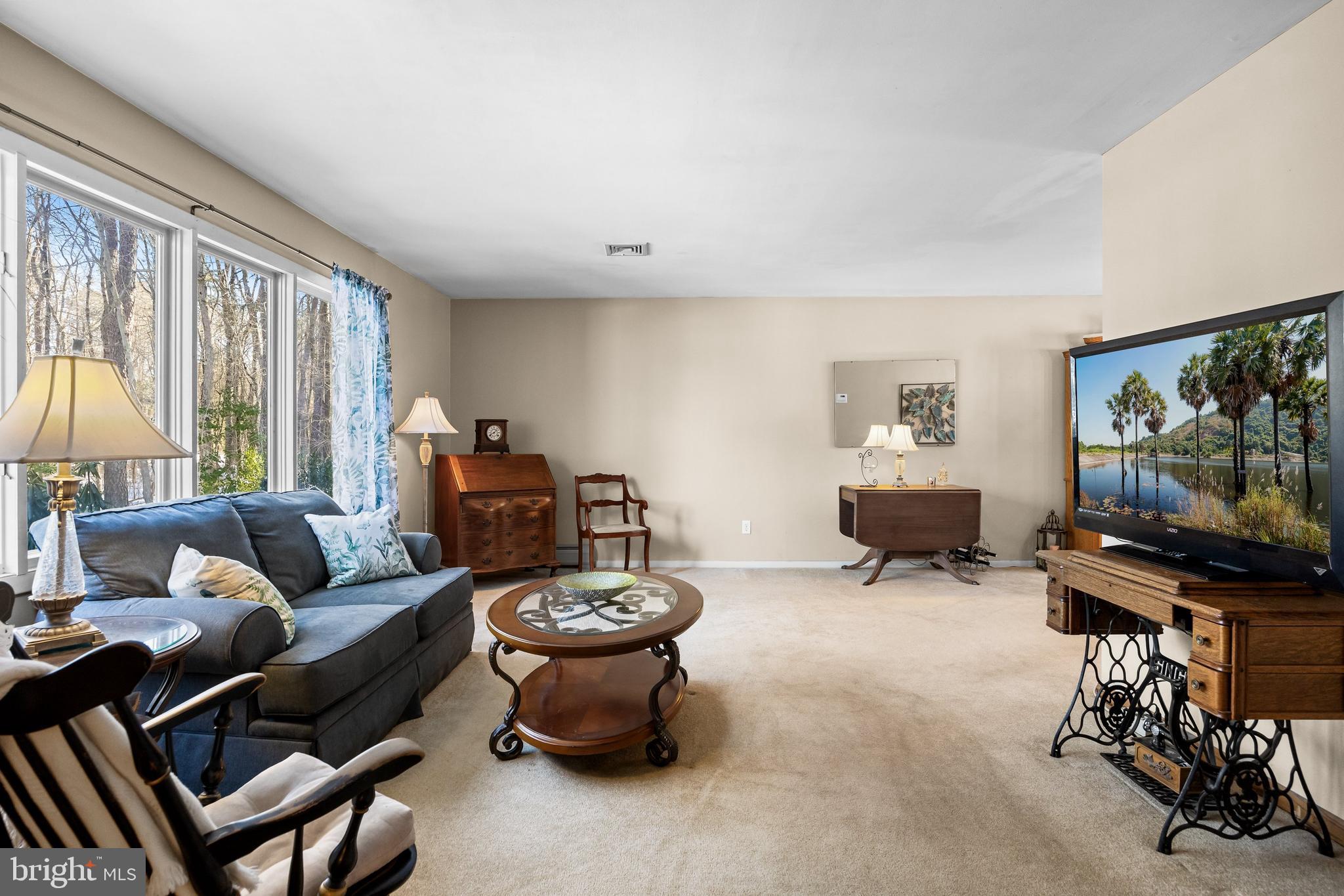 405 New Road Southampton, NJ 08088 - Photo 4 of 39