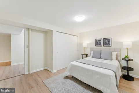 $480,000 | 12802 Valleywood Drive, Woodbridge, VA 22192