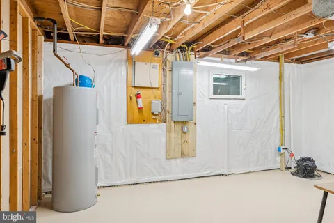 $480,000 | 12802 Valleywood Drive, Woodbridge, VA 22192