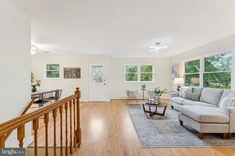 $480,000 | 12802 Valleywood Drive, Woodbridge, VA 22192