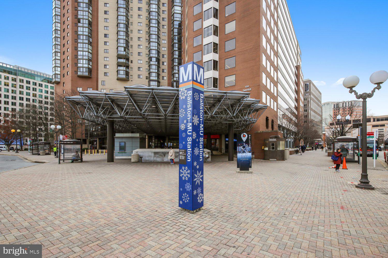 4141 North Henderson Road, Unit 904 Arlington, VA 22203 - Photo 43 of 46 Ballston Metro