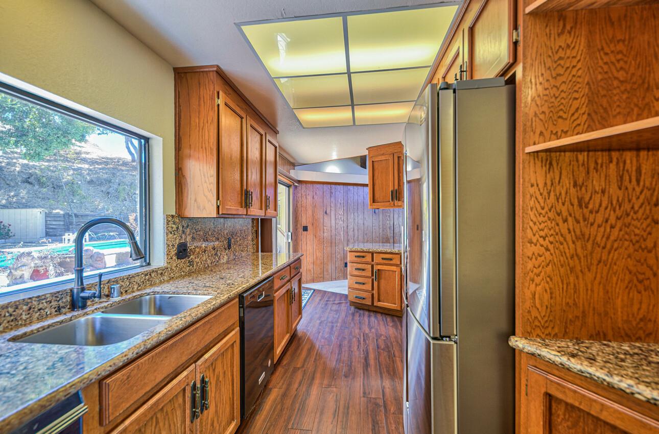 24585 Rimrock Canyon Road Salinas, CA 93908 - Photo 16 of 40 Gallery Image 16