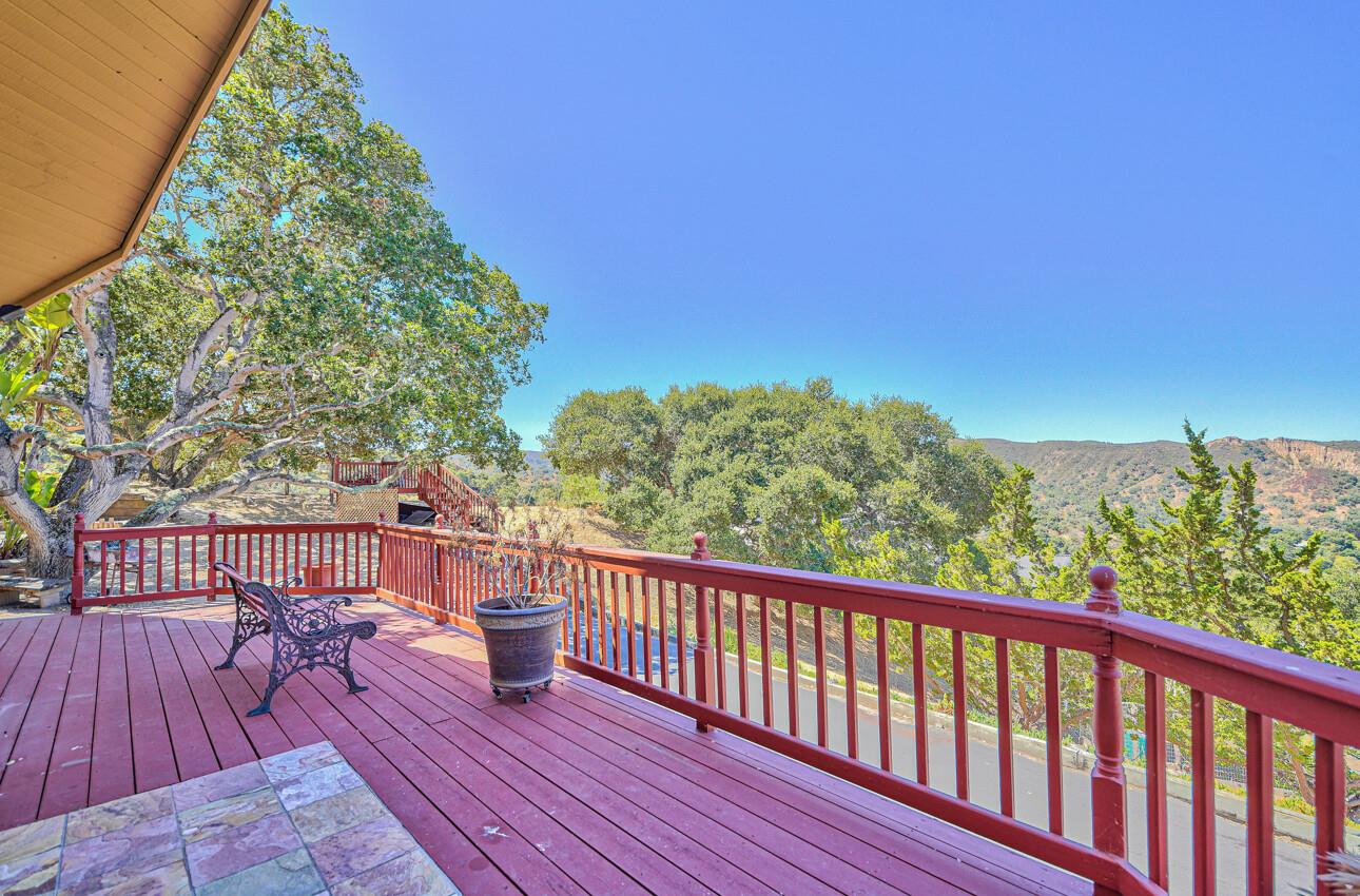 24585 Rimrock Canyon Road Salinas, CA 93908 - Photo 3 of 40 Gallery Image 3