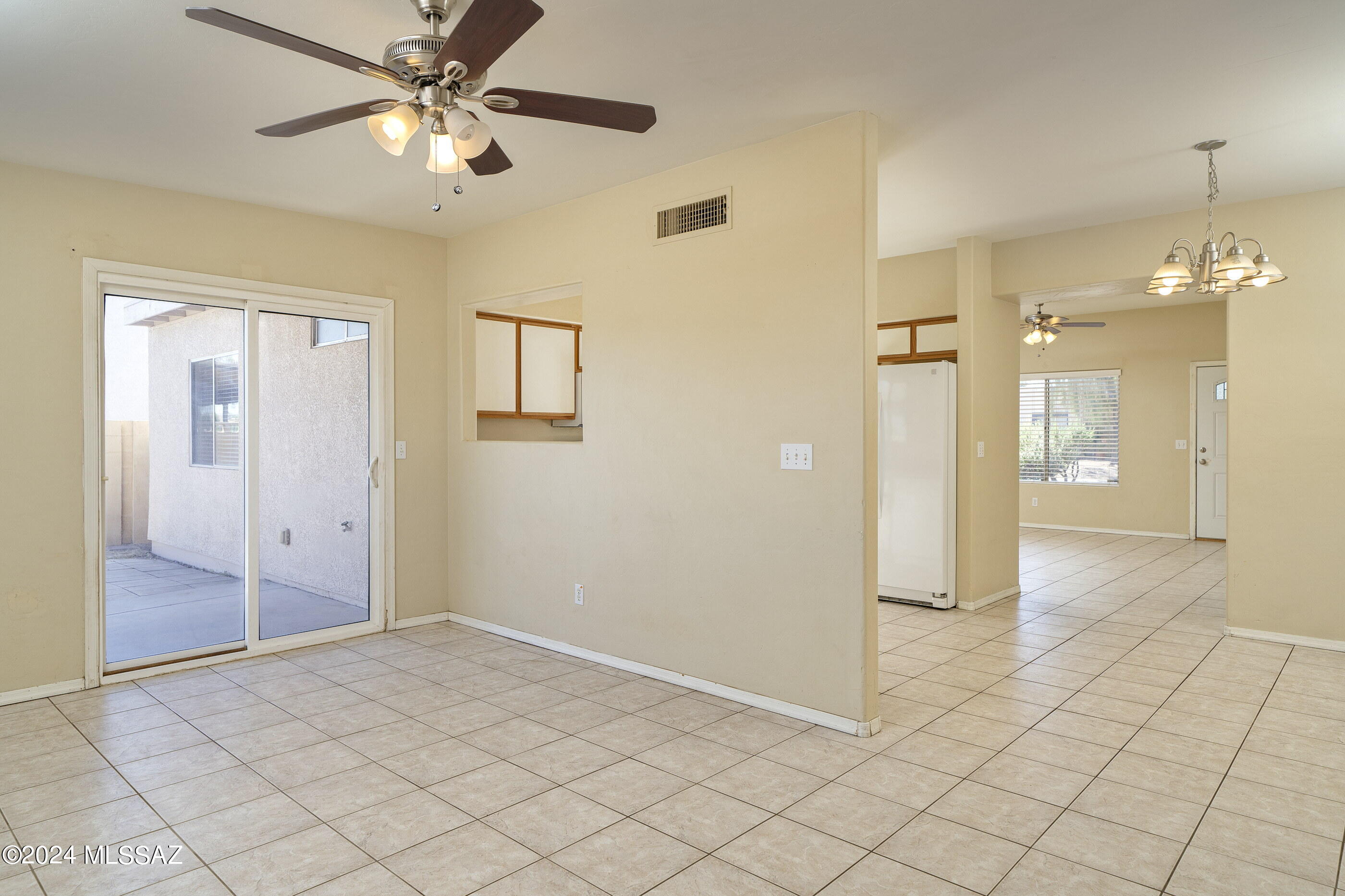 522 West Mossman Road Tucson, AZ 85706 - Photo 6 of 17 Gallery Image 6