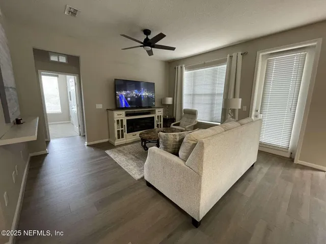 $239,500 | 11251 Campfield Drive, Unit 4306, Jacksonville, FL 32256