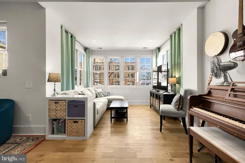 $499,900 | 2926 Porter Street Northwest, Unit 306, Washington, DC 20008