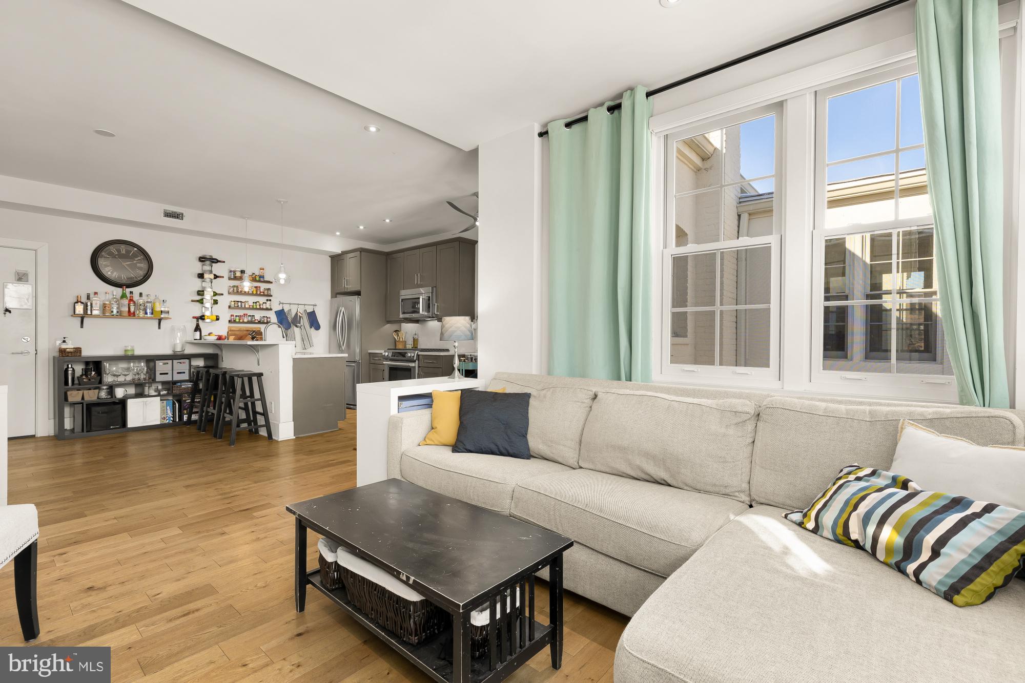 2926 Porter Street Northwest, Unit 306 Washington, DC 20008 - Photo 5 of 19