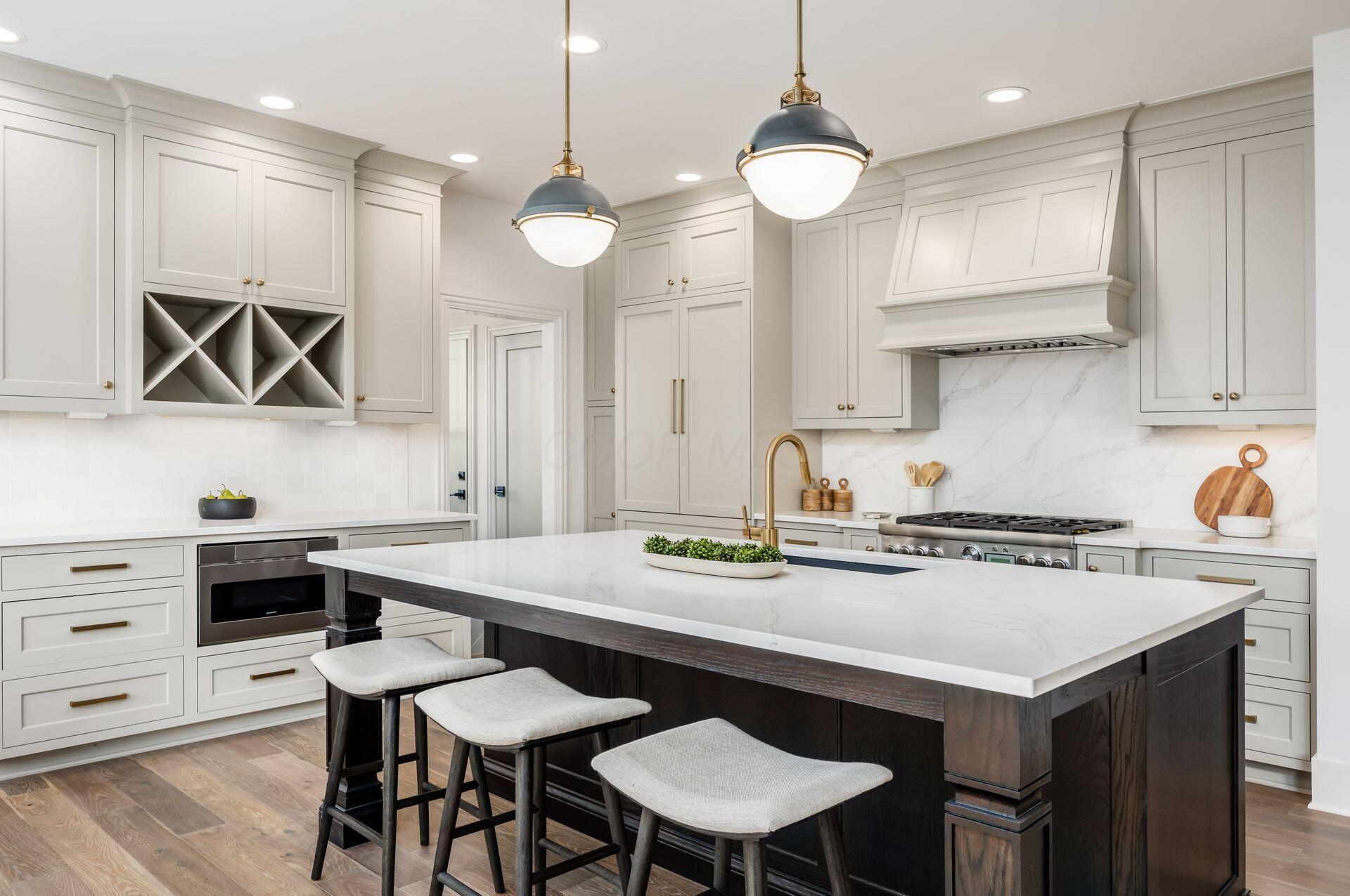 2783 Brandon Road Columbus, OH 43221 - Photo 13 of 46 Kitchen