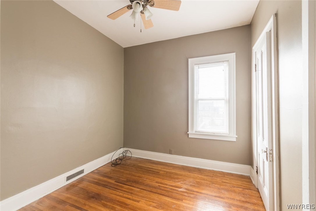 766 Columbus Parkway, Unit 3 Buffalo, NY 14213 - Photo 6 of 10