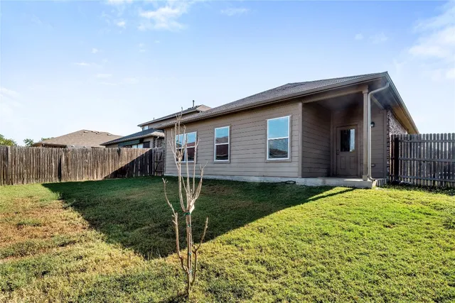 $1,850 | 281 Northern Flicker Street, Kyle, TX 78640