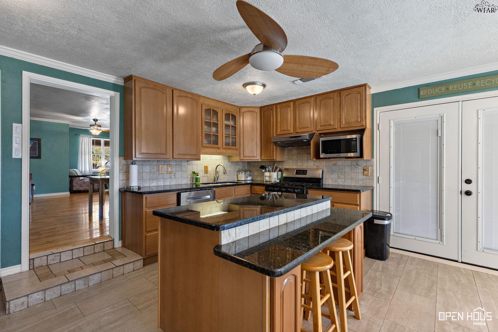 3217 9th Street Wichita Falls, TX 76309 - Photo 3 of 35 Gallery Image 3