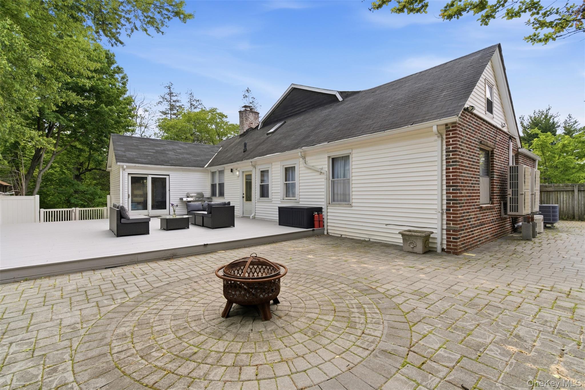 319 38th Road Queens, NY 11363 - Photo 32 of 41 Gallery Image 32