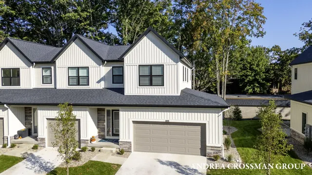 $465,000 | 1991 North Shorewood Lane, Unit 4, Holland, MI 49423