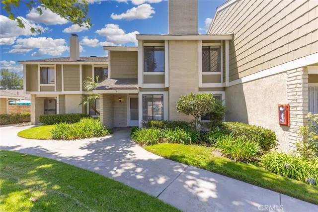 $1,098,000 | 5 Locust, Irvine, CA 92604