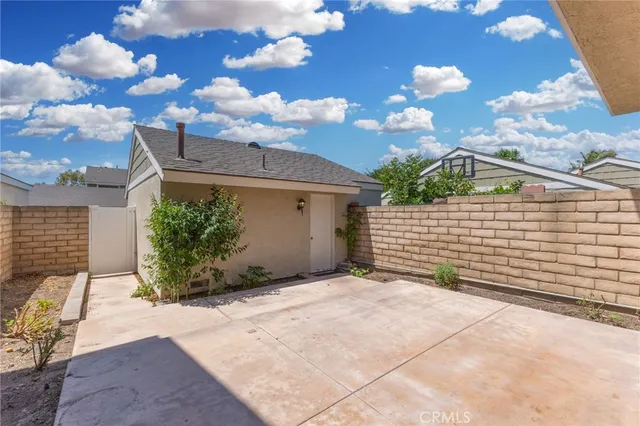 $1,098,000 | 5 Locust, Irvine, CA 92604