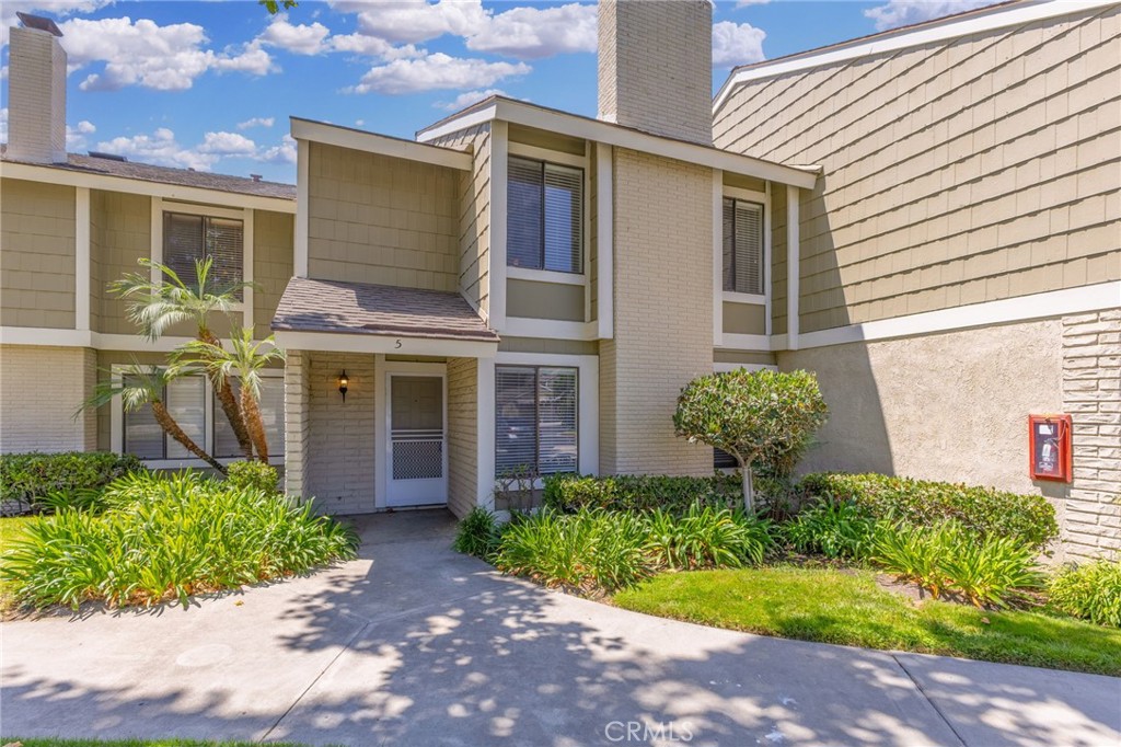 5 Locust Irvine, CA 92604 - Photo 5 of 69