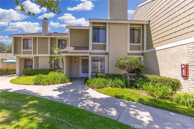 $1,098,000 | 5 Locust, Irvine, CA 92604