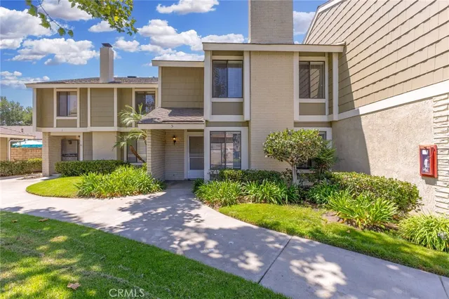 $1,098,000 | 5 Locust, Irvine, CA 92604
