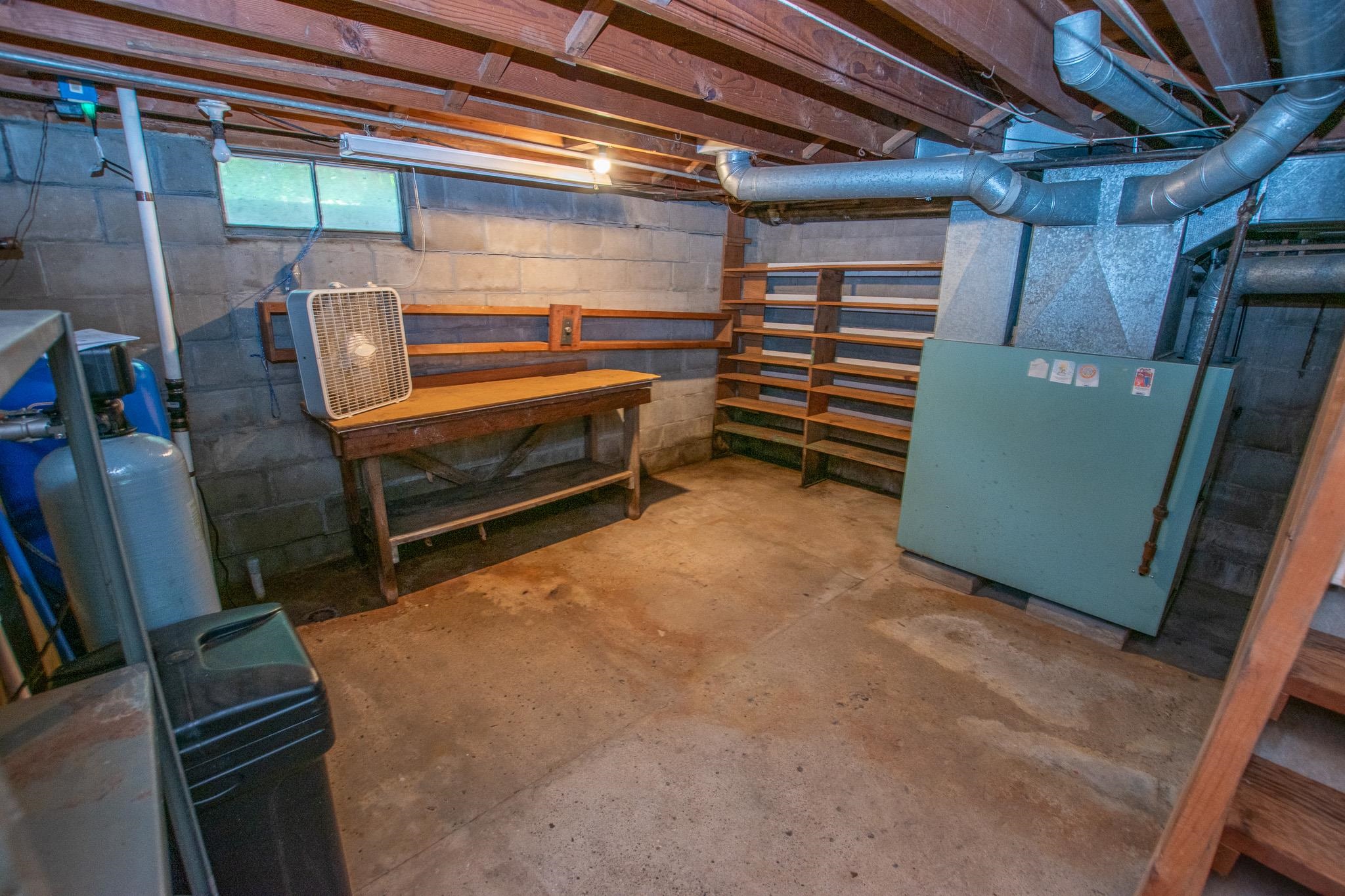 1304 South Richter Road Suttons Bay, MI 49682 - Photo 31 of 44 1949287-645fb3f5-1b54-4a40-9655-a7fdce90378e.JPG