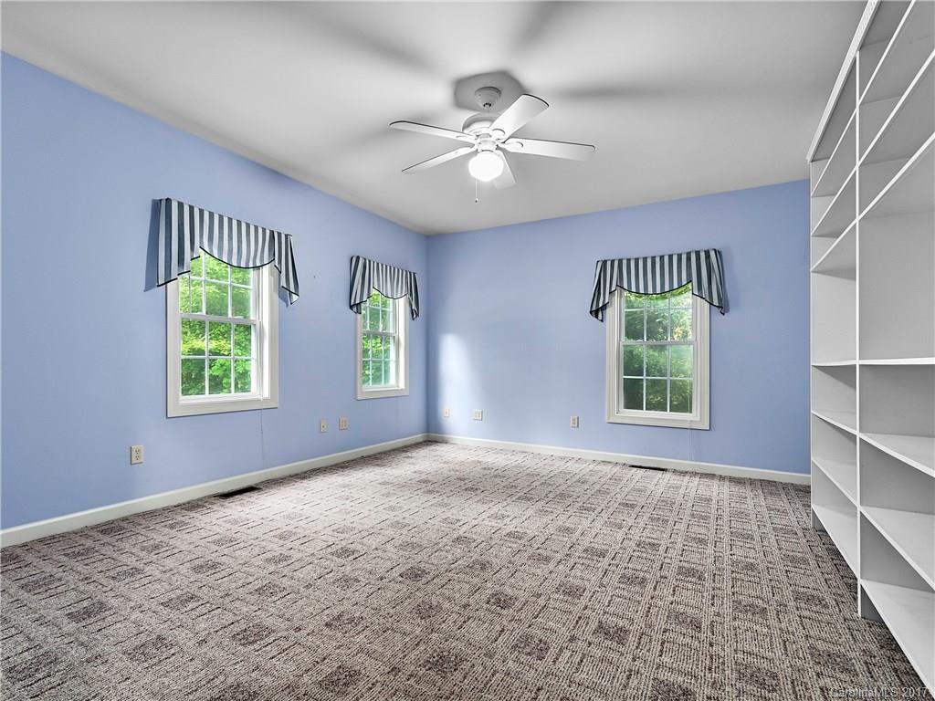 487 Patton Cove Road Swannanoa, NC 28778 - Photo 12 of 24 Gallery Image 12